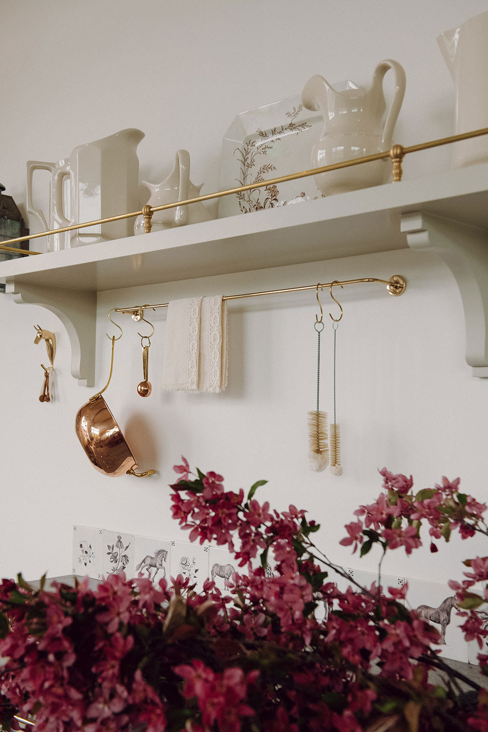 Iris Roan Stillwater Bar - Unlacquered Brass